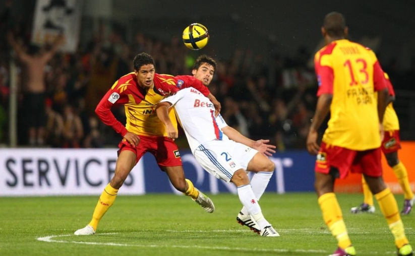 餐具整齐排 餐具整齐排