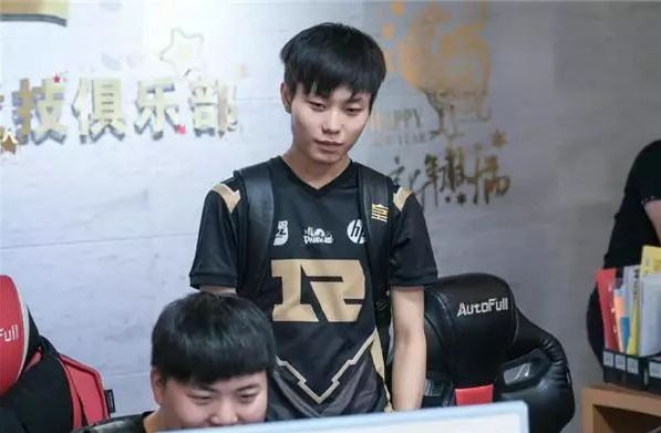 让原本只是 让原本只是