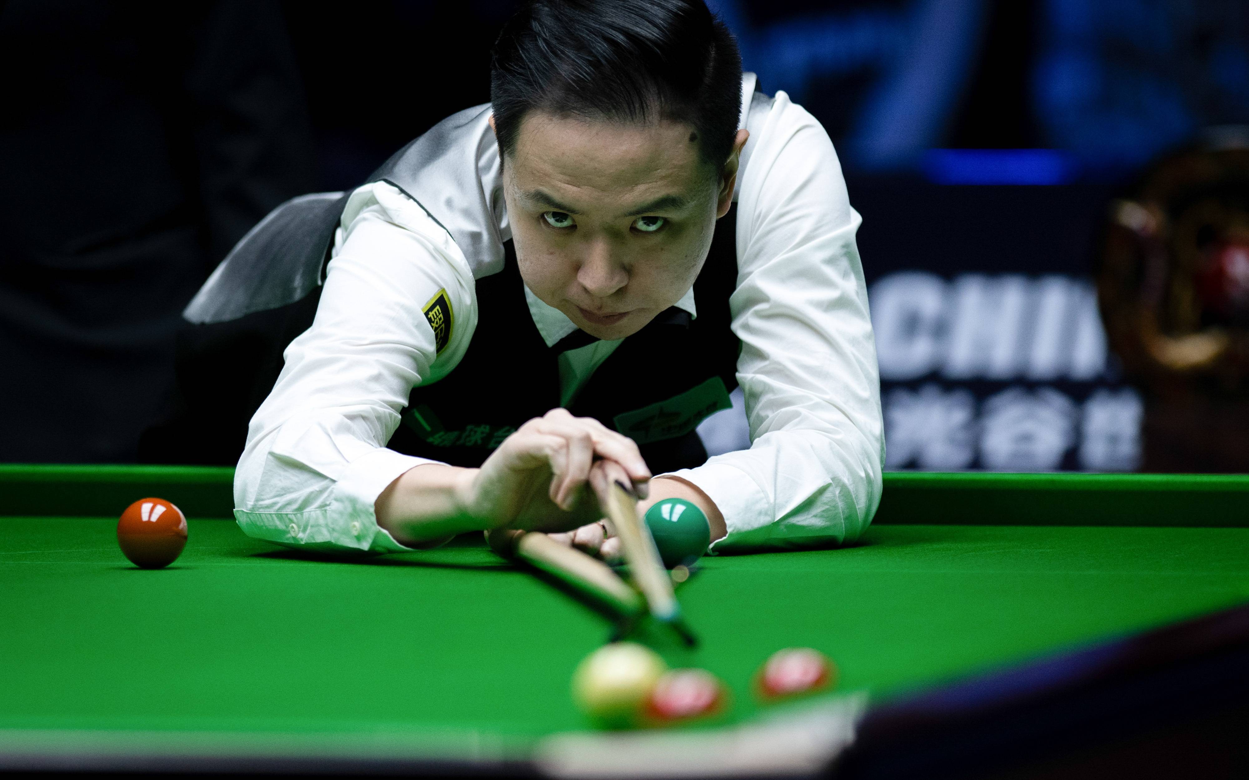 与门将之间 与门将之间