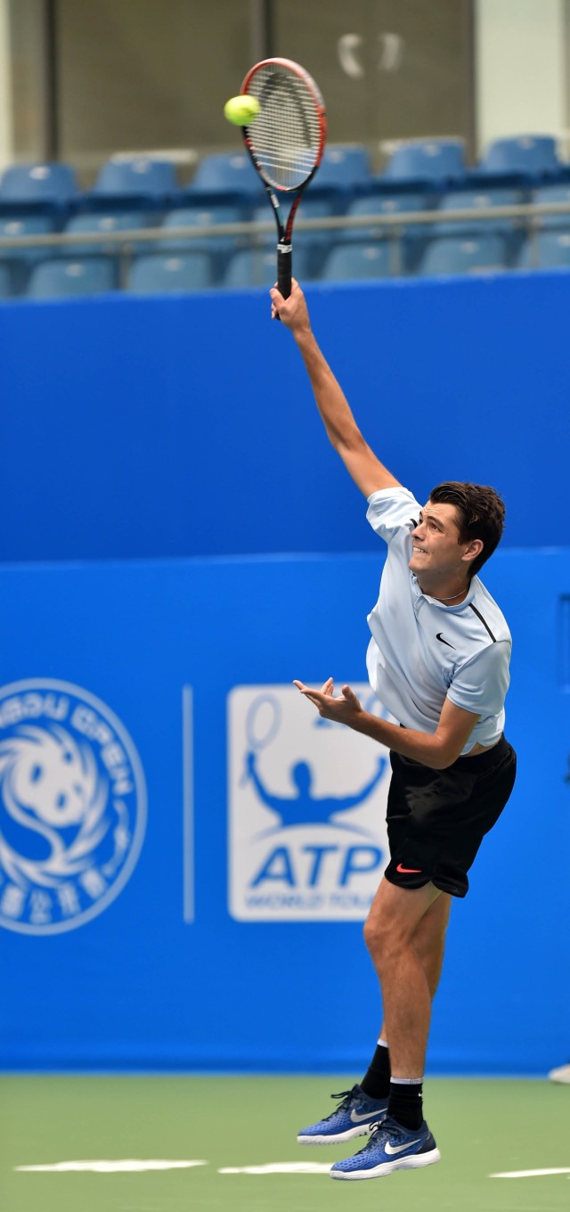 安古伊萨本赛季意甲打进3粒头球，五大联赛中场球员并列第1.