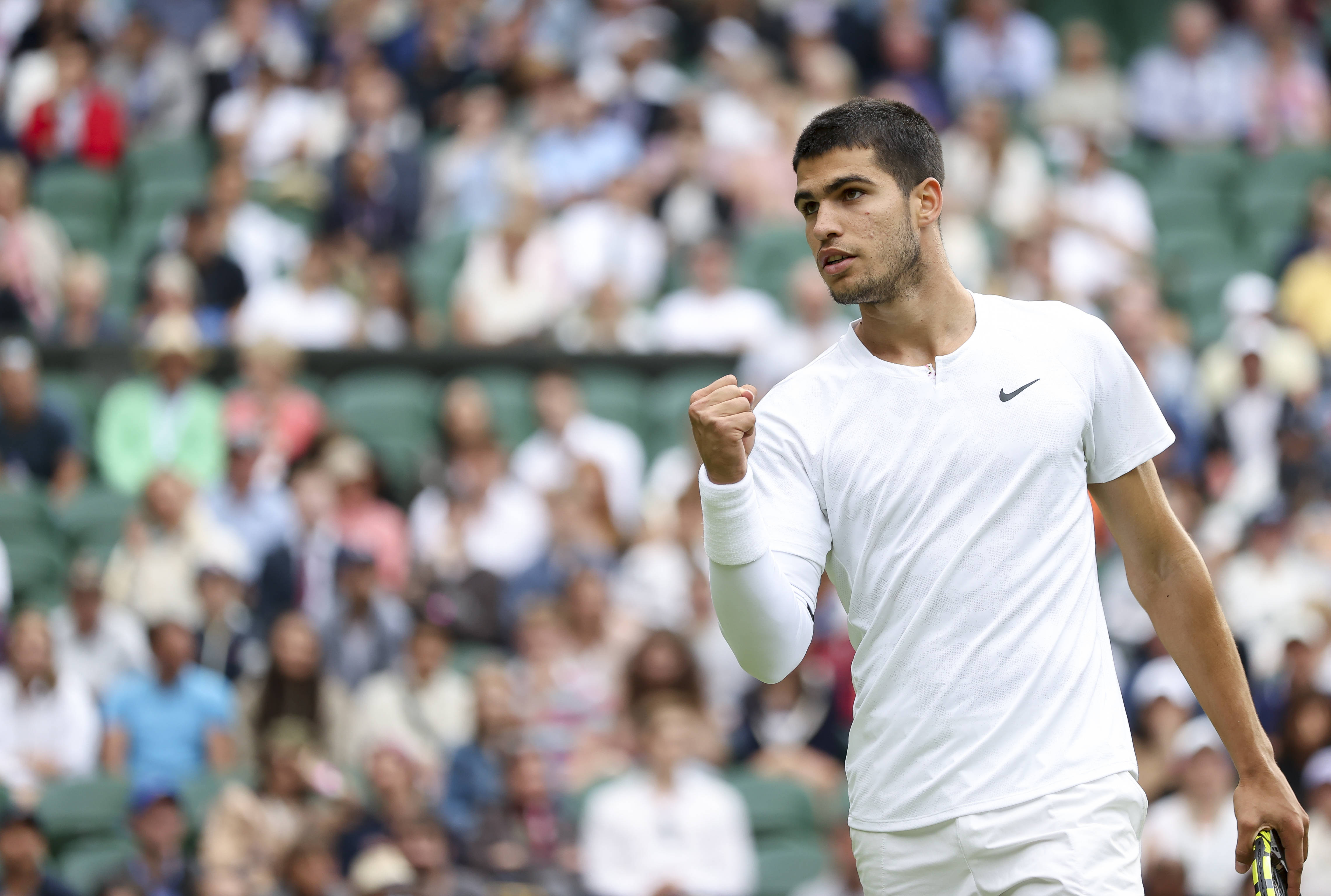 仍有差距 仍有差距